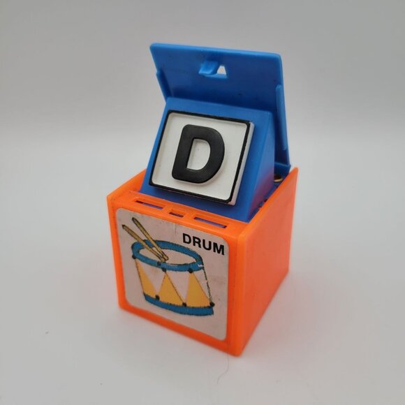 1972 Mattel Alphabet Pop Up Block Toy Plastic Vintage Letter Dog Learn School - Picture 6 of 6